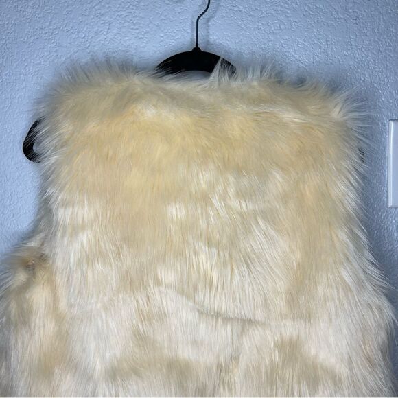 New! Sans Souci Faux Fur Cream White Women’s Vest Size M Bohemian, Cowgirl - Picture 6 of 14